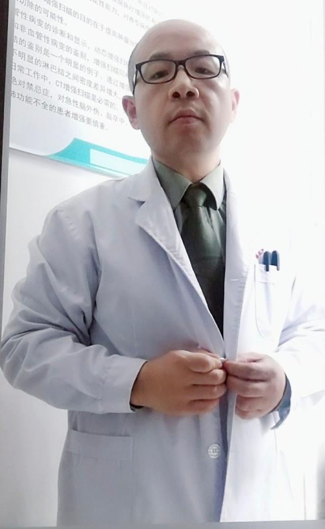 16年医生亲历上万个生命逝去，40岁弃医入淘，转行主播卖蟹